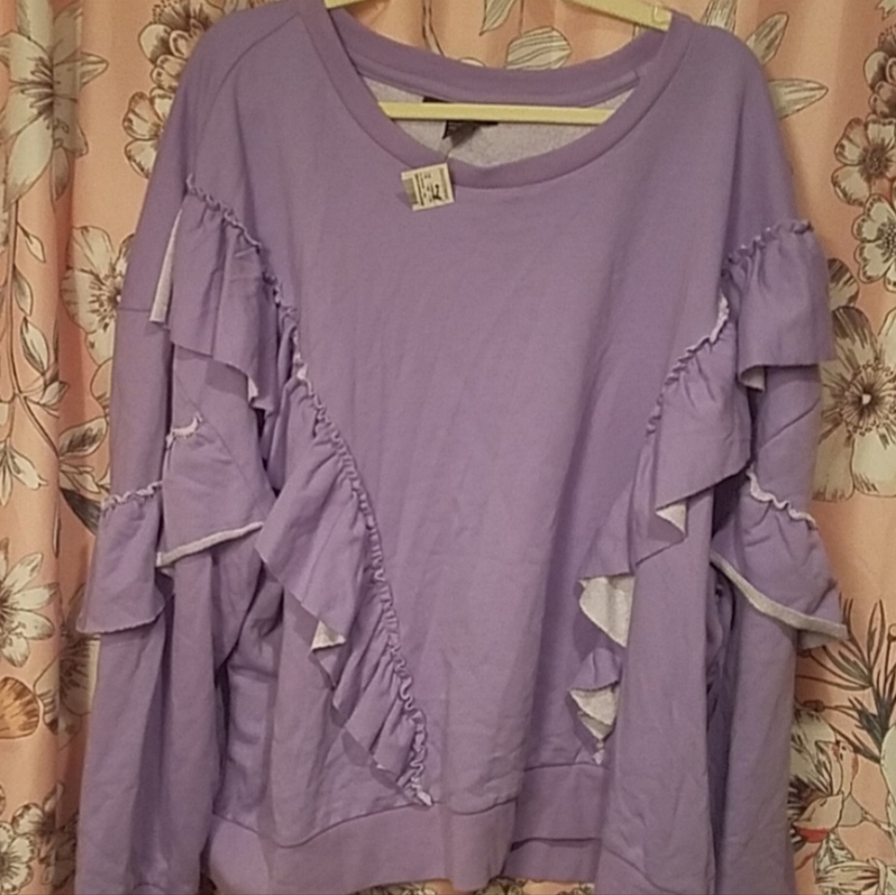 ASHLEY STEWART 26/28 long sleeve sweatshirt w flow